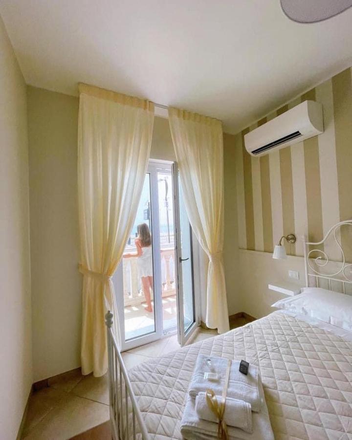 Crialesi Boutique Rooms Falerna Extérieur photo