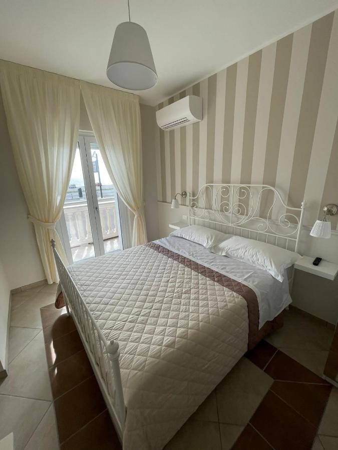 Crialesi Boutique Rooms Falerna Extérieur photo